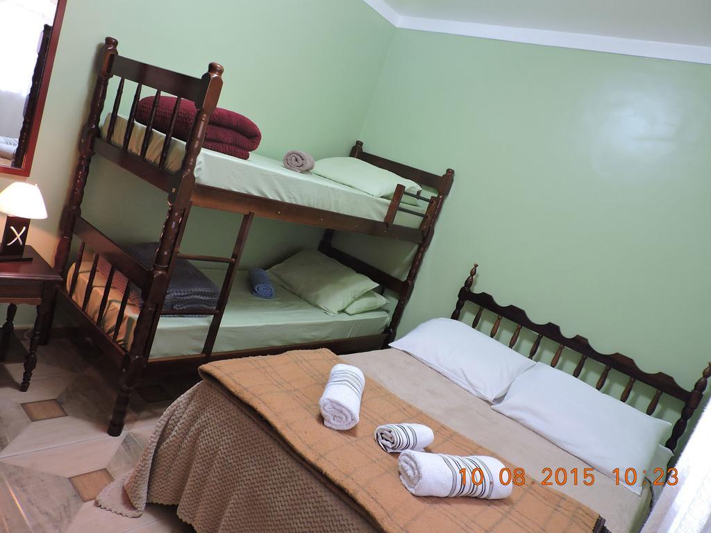 Pousada Queiroz Petropolis (Rio de Janeiro) Room photo